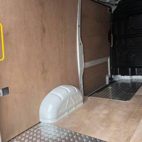 p214.diff2-aluminium-floor.jpg p214.diff2-aluminium-floor.jpg